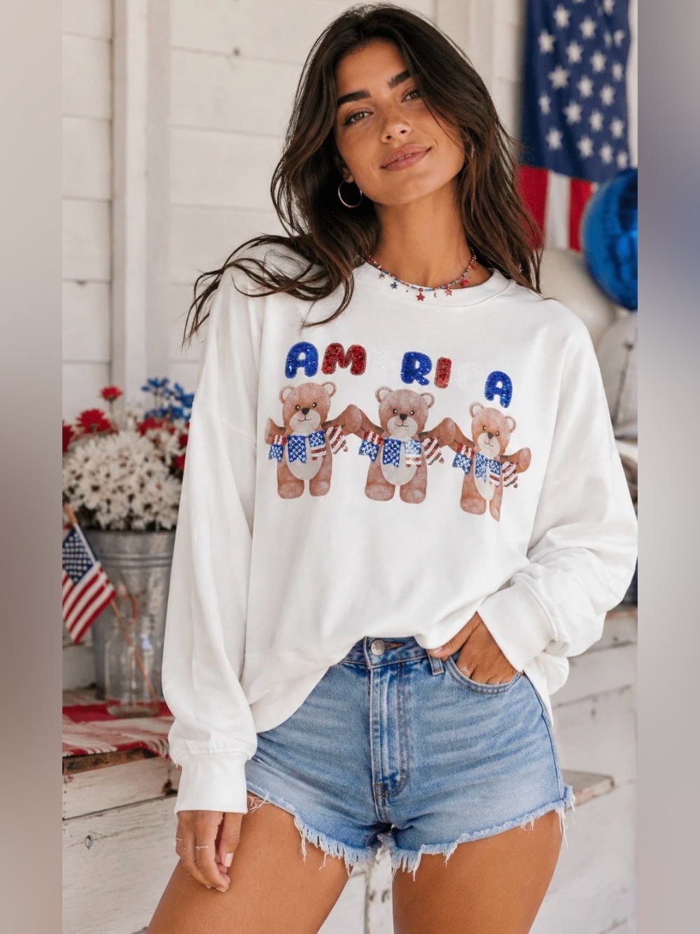 White 'AMERICA' Teddy Graphic Sweatshirt 🇺🇸
